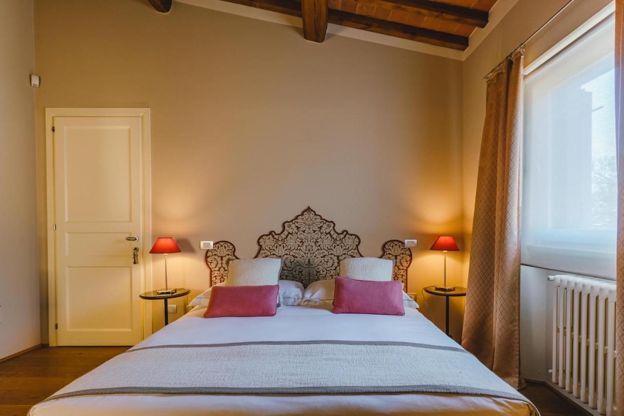 Duchess Boutique De Charme Bed & Breakfast Florence Exterior photo