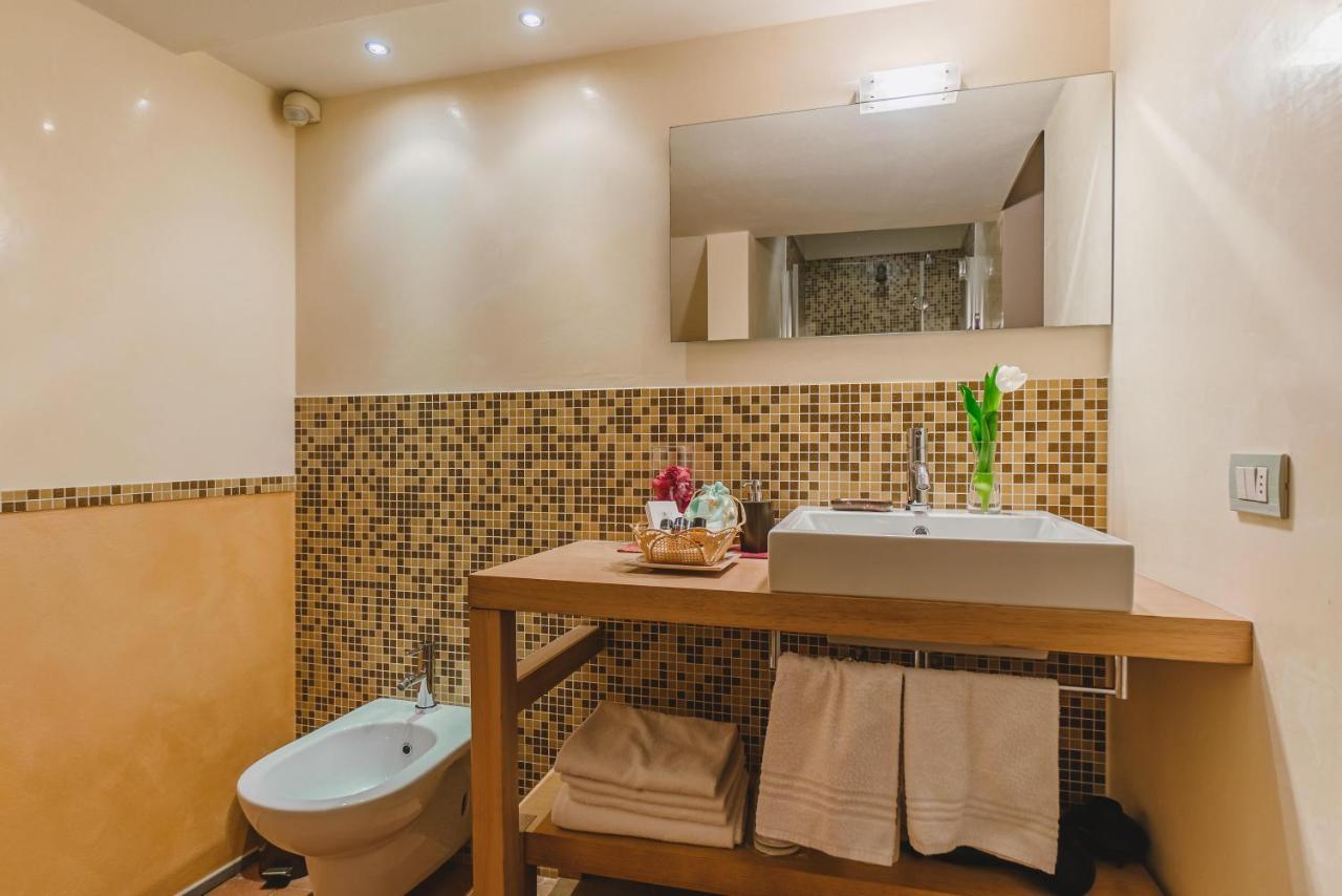 Duchess Boutique De Charme Bed & Breakfast Florence Exterior photo