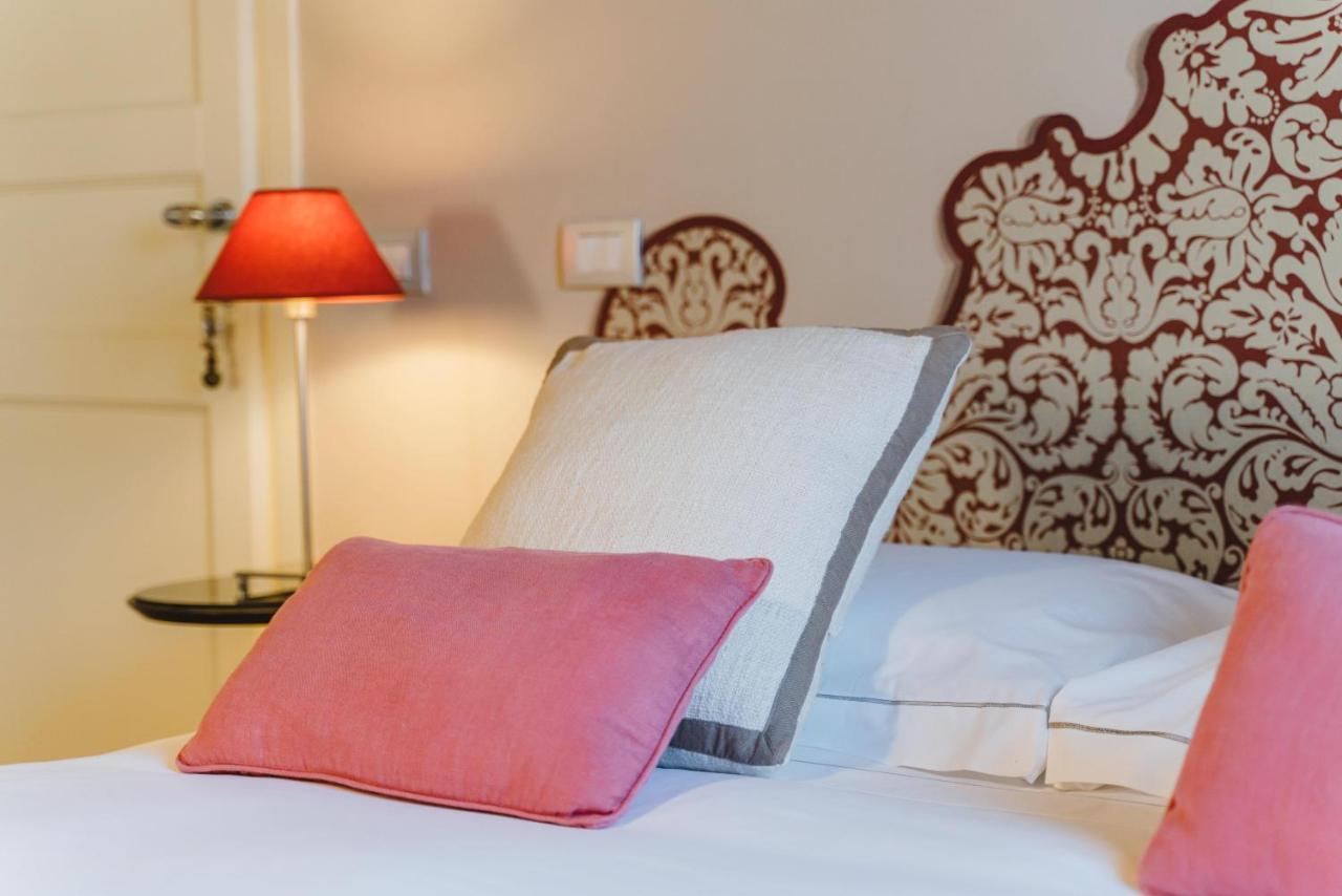 Duchess Boutique De Charme Bed & Breakfast Florence Exterior photo