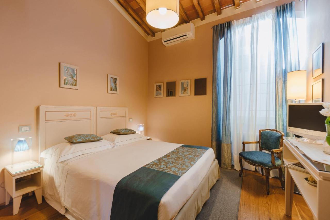 Duchess Boutique De Charme Bed & Breakfast Florence Exterior photo